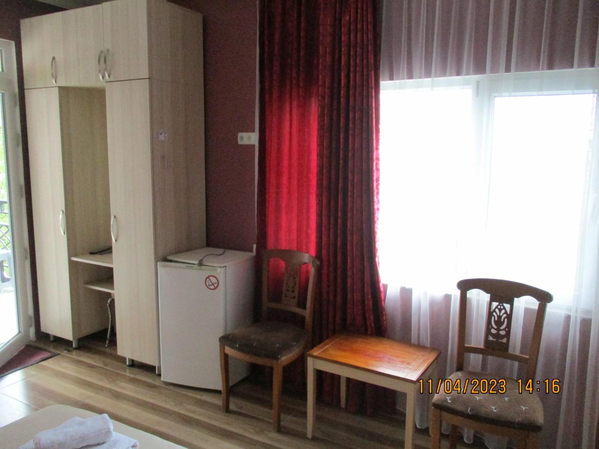 Guest House Nino Makhinjauri Rom bilde